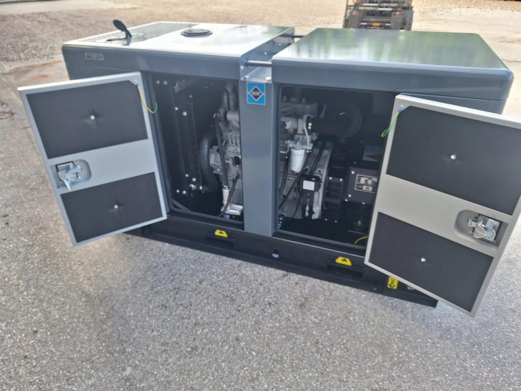 Motor generator