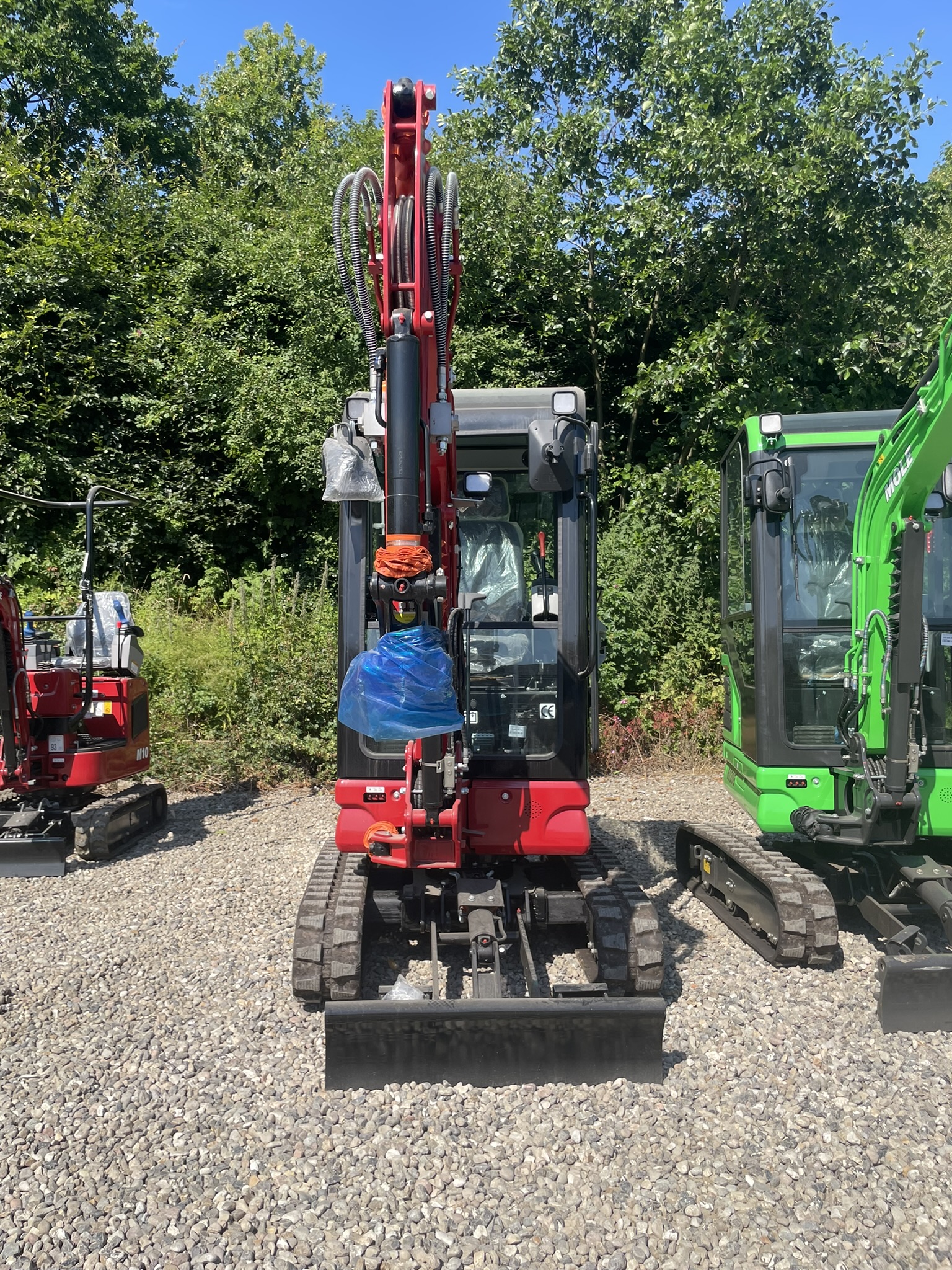 Mole M20 Minigraver. Yanmar motor stage V Egenvægt 2000kg LED Lyspakke 2 speed undervogn med autospeed 2 dobbeltvirkende udtag Affjedret sæde
