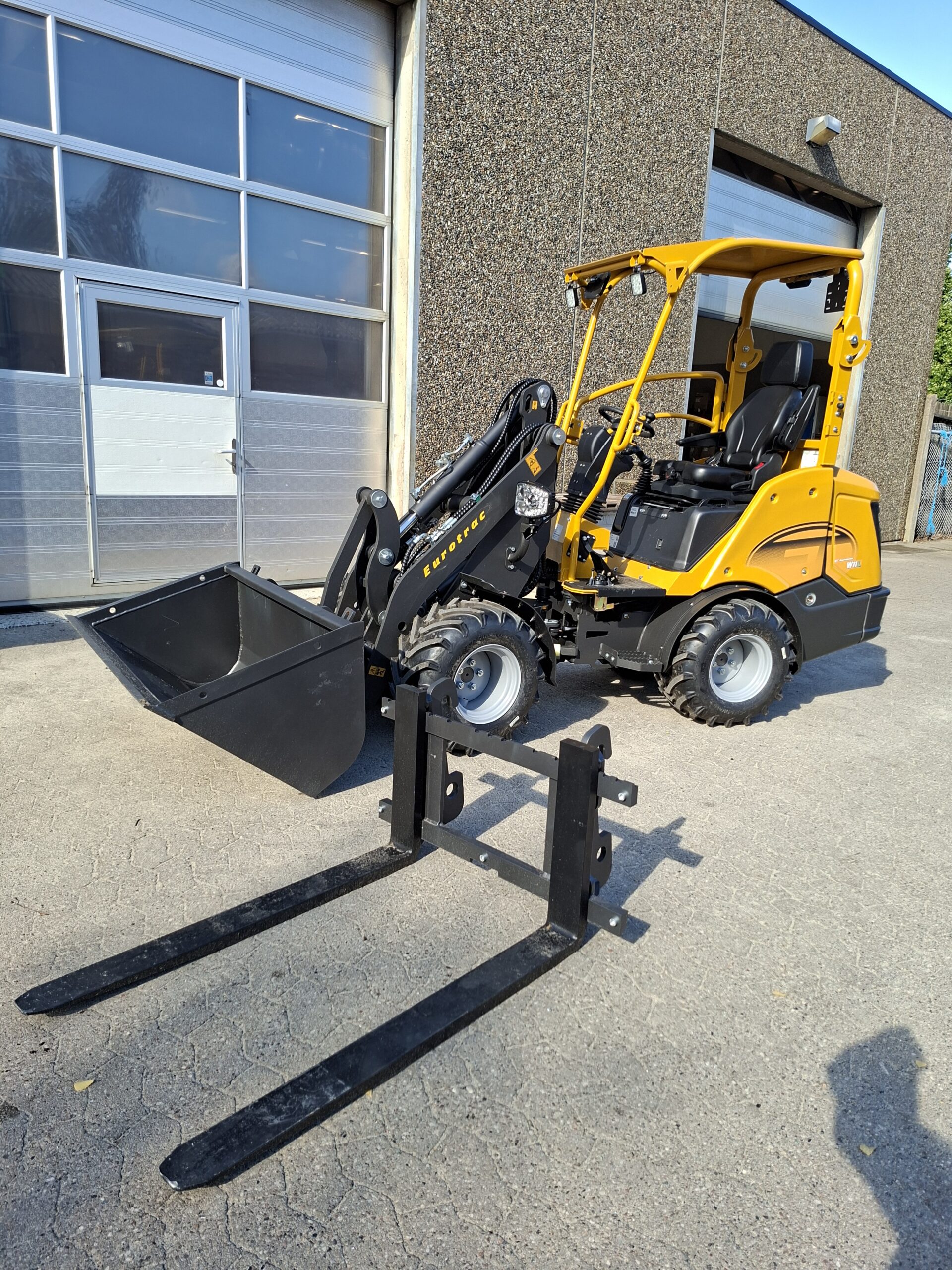 Eurotrac W11L